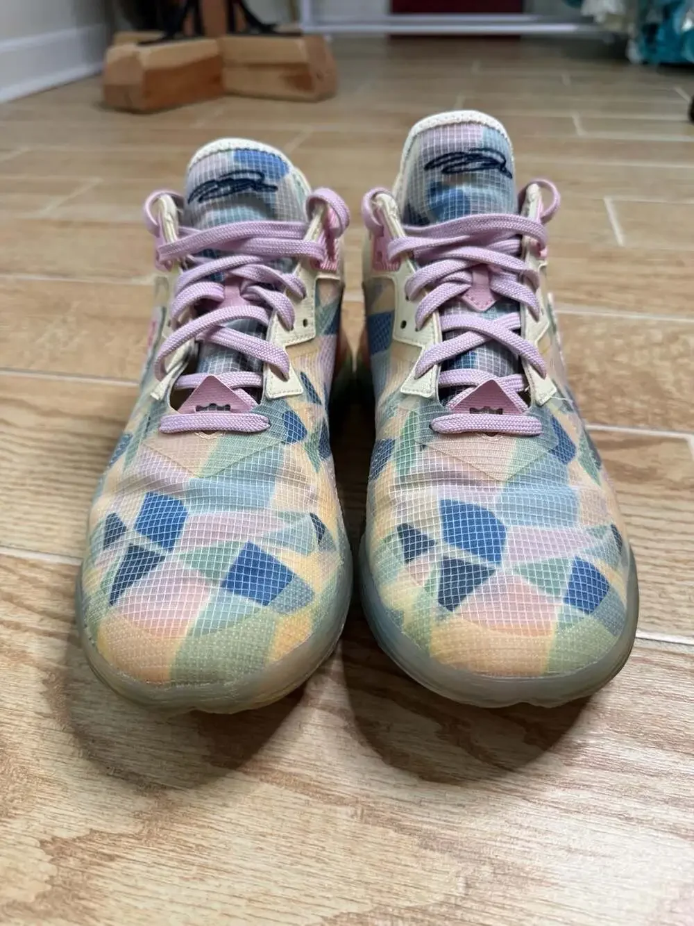 Nike x atmos LeBron 18 Low 'Sakura' Cherry Blossom
